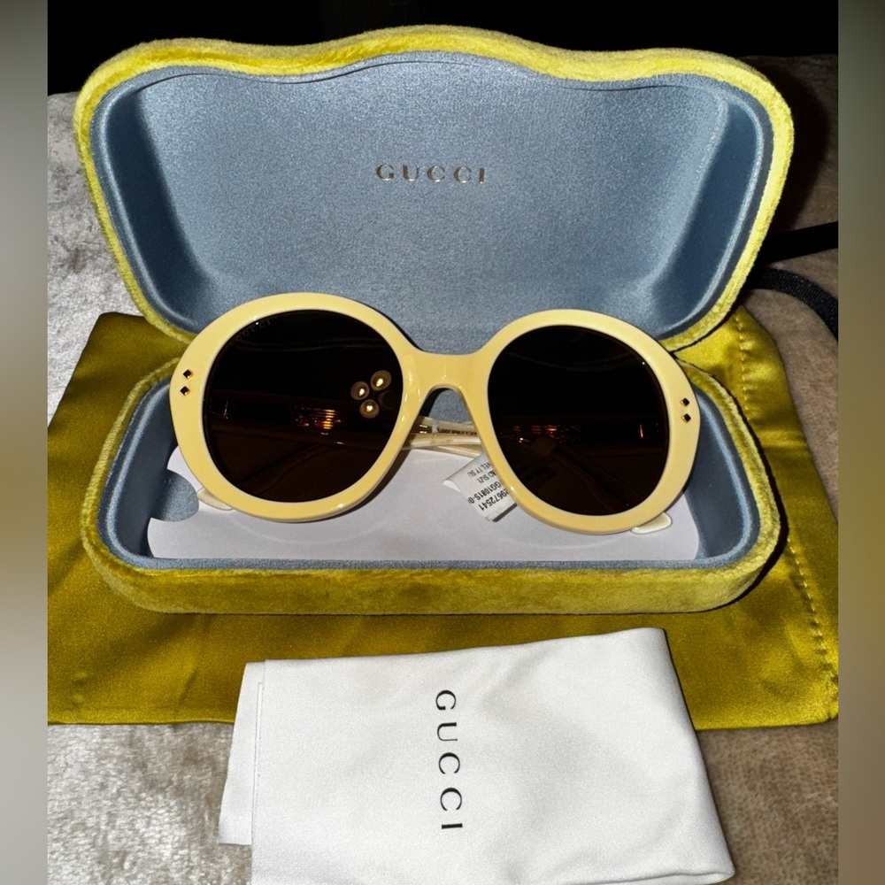 Gucci sunglasses